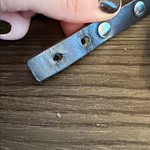 Tory Burch Black Double Wrap Logo Stud Leather Bracelet - Picture 10 of 11